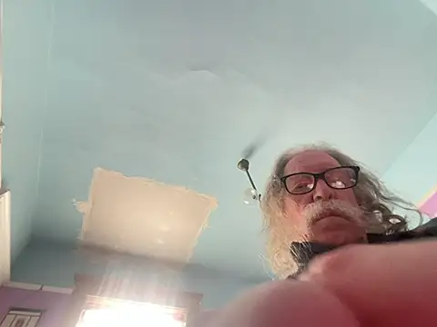 Snapshot of LickYourYoni chatting on 19, 2, 2026 LickYourYoni online show from 19, 2, 2026