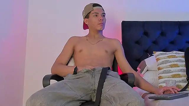 Snapshot of Marcus_Moreno chatting on 21, 2, 2026 Marcus Moreno online show from 21, 2, 2026