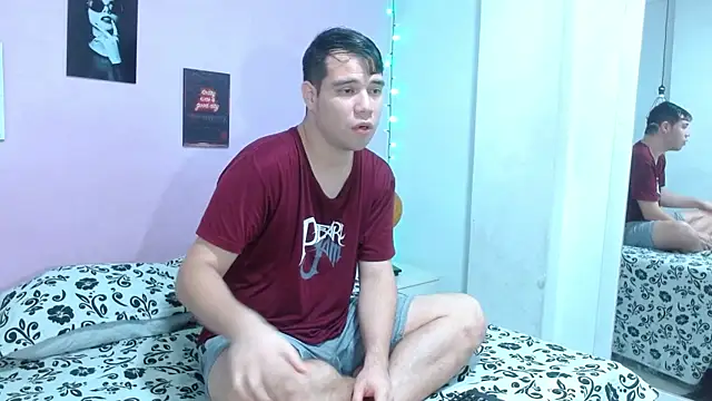 Snapshot of queen_night19 chatting on 15, 1, 2026 queen night19 online show from 15, 1, 2026