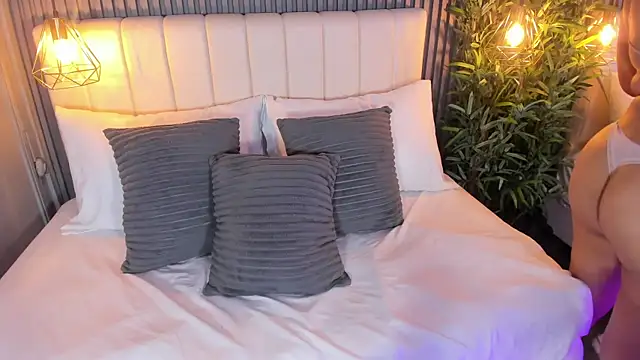 Snapshot of LunaKarther chatting on 18, 2, 2026 LunaKarther online show from 18, 2, 2026