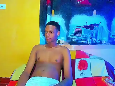 aunstin mohamme online show from 18, 4, 2026