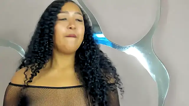 sweetdesireasm online show from 16, 3, 2026