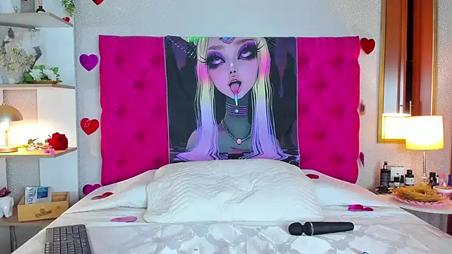 mia ellieth online show from 13, 2, 2026