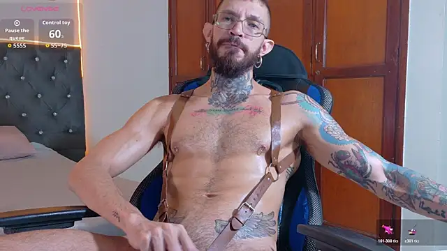 Snapshot of Simon_Rz chatting on 8, 7, 2026 Simon Rz online show from 8, 7, 2026