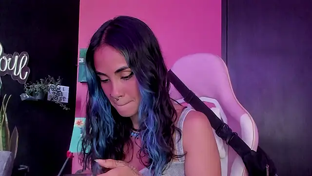 azula lillet online show from 21, 2, 2026