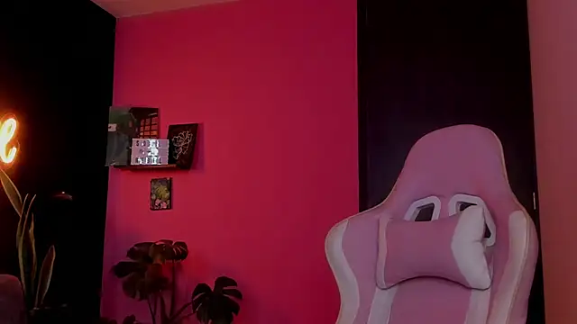 azula lillet online show from 16, 1, 2026