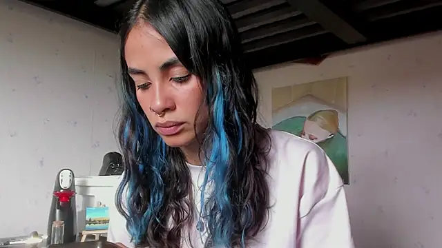 azula lillet online show from 10, 6, 2026