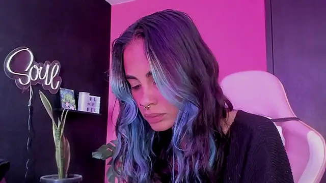 azula lillet online show from 18, 4, 2026