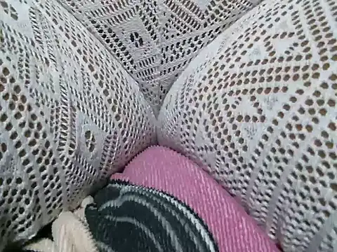 Snapshot of hotcandyxtrem chatting on 3, 3, 2026 hotcandyxtrem online show from 3, 3, 2026