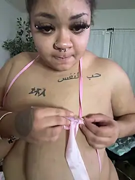 hispinkfreak219 online show from 16, 2, 2026