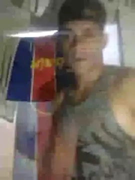 Chiquitoperopeligroso4 online show from 10, 1, 2026