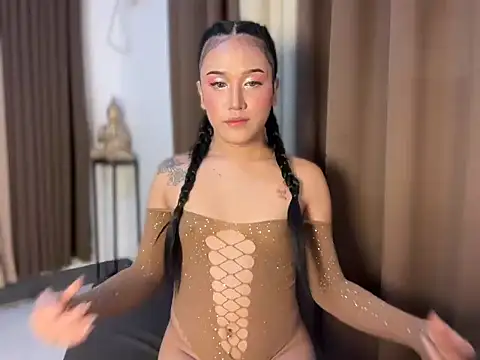 savanna pleasure online show from 27, 2, 2026