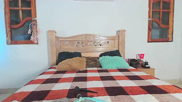 bratz glloe online show from 10, 3, 2026