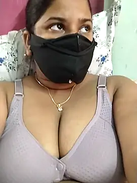 pinkisaha75 online show from 10, 4, 2026