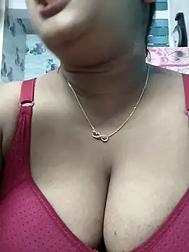 Snapshot of pinkisaha75 chatting on 12, 7, 2026 pinkisaha75 online show from 12, 7, 2026