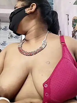 pinkisaha75 online show from 8, 4, 2026