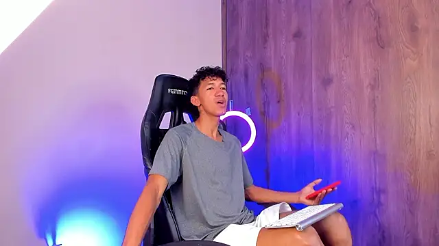 Snapshot of neitan_miller_ chatting on 24, 2, 2026 neitan miller online show from 24, 2, 2026