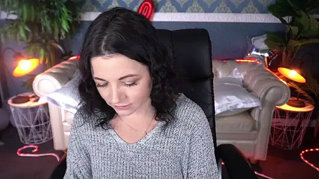 Dafni Monn online show from 23, 2, 2026