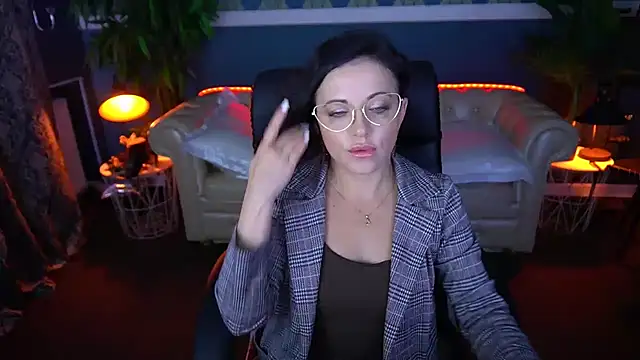 Dafni Monn online show from 27, 5, 2026