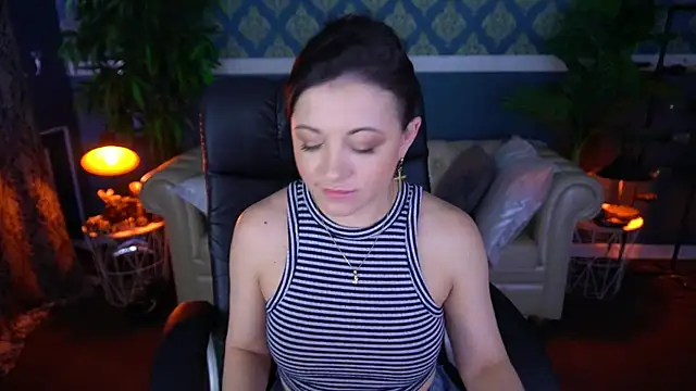 Snapshot of Dafni_Monn chatting on 7, 6, 2026 Dafni Monn online show from 7, 6, 2026