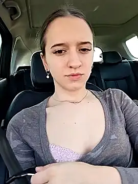 MMcouple200 online show from 25, 3, 2026