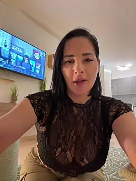 Maya-www online show from 15, 2, 2026