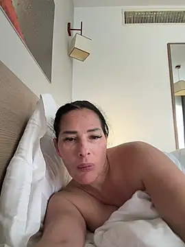 Maya-www online show from 28, 2, 2026