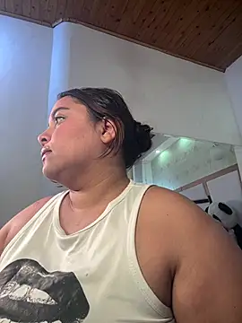 Snapshot of tatikanyx chatting on 17, 7, 2026 tatikanyx online show from 17, 7, 2026