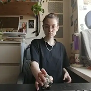 Shy Bamby online show from 11, 4, 2026