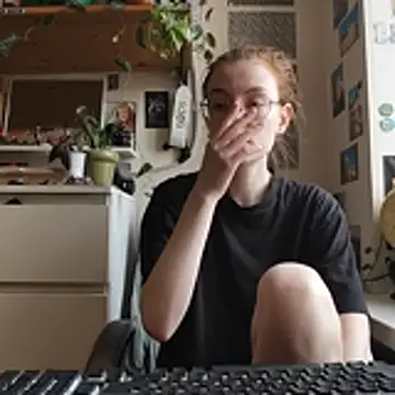 Shy Bamby online show from 29, 4, 2026