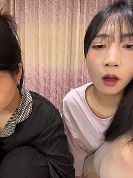 Snapshot of Uli_a chatting on 6, 2, 2026 Uli a online show from 6, 2, 2026