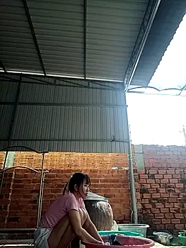 EmilyShow 96 online show from 5, 2, 2026