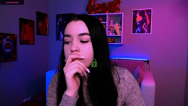 monica xcx online show from 4, 4, 2026