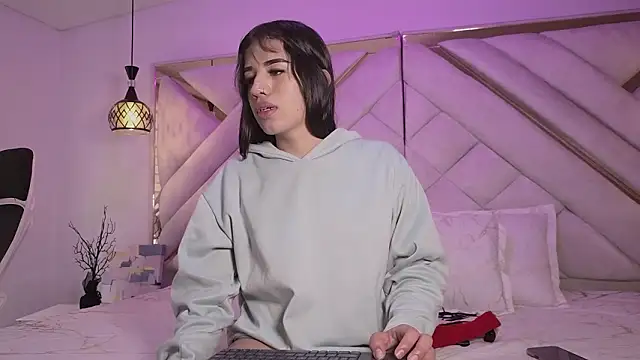 zoevg online show from 3, 2, 2026