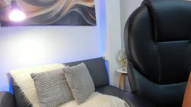 Britney Cortez online show from 12, 2, 2026