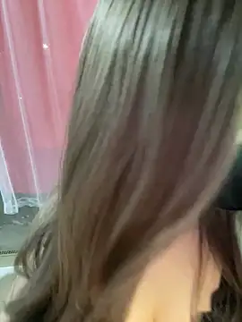 -Violet-t online show from 8, 4, 2026