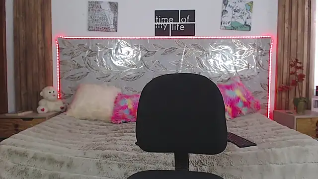 rossyvalbuena online show from 8, 3, 2026