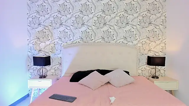 Snapshot of Venusandrea29 chatting on 12, 7, 2026 Venusandrea29 online show from 12, 7, 2026