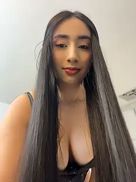 Snapshot of IvonneOwen chatting on 22, 6, 2026 IvonneOwen online show from 22, 6, 2026