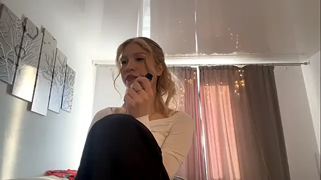 Snapshot of DozyLagging chatting on 14, 1, 2026 DozyLagging online show from 14, 1, 2026