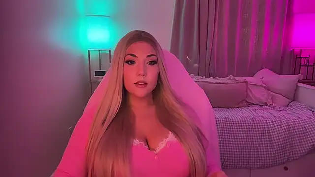 Snapshot of BellaMarieXO chatting on 7, 2, 2026 BellaMarieXO online show from 7, 2, 2026