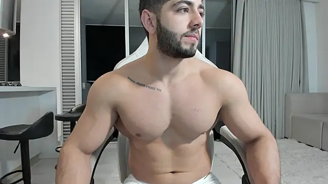 Snapshot of Thiago_moretti chatting on 9, 6, 2026 Thiago moretti online show from 9, 6, 2026