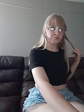 BunnySnowFlake online show from 4, 4, 2026