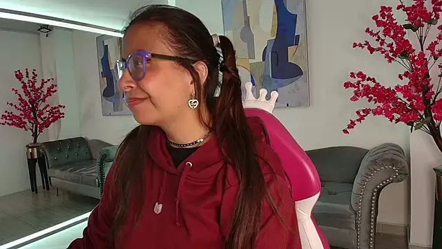 Amber  rouge online show from 1, 3, 2026