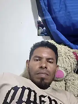 Snapshot of adambrosk_08 chatting on 7, 1, 2026 adambrosk 08 online show from 7, 1, 2026