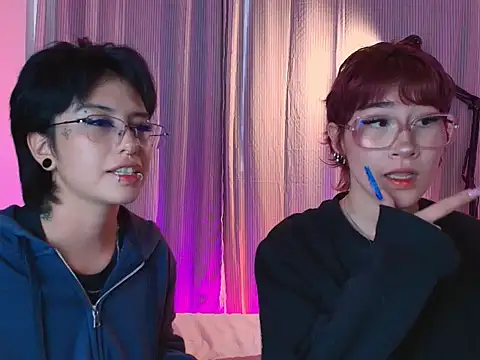 Lesbian Sexxx online show from 7, 4, 2026