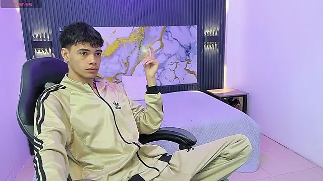 Dark Desiree18 online show from 5, 2, 2026