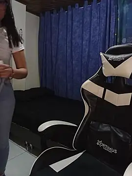 Snapshot of _Queen_love2 chatting on 18, 1, 2026 Queen love2 online show from 18, 1, 2026