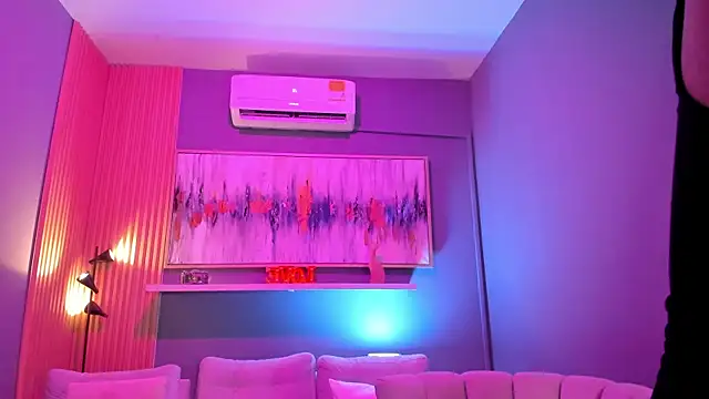 Snapshot of lilian_vergara chatting on 9, 1, 2026 lilian vergara online show from 9, 1, 2026