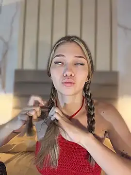 EmmaJhoons online show from 14, 4, 2026